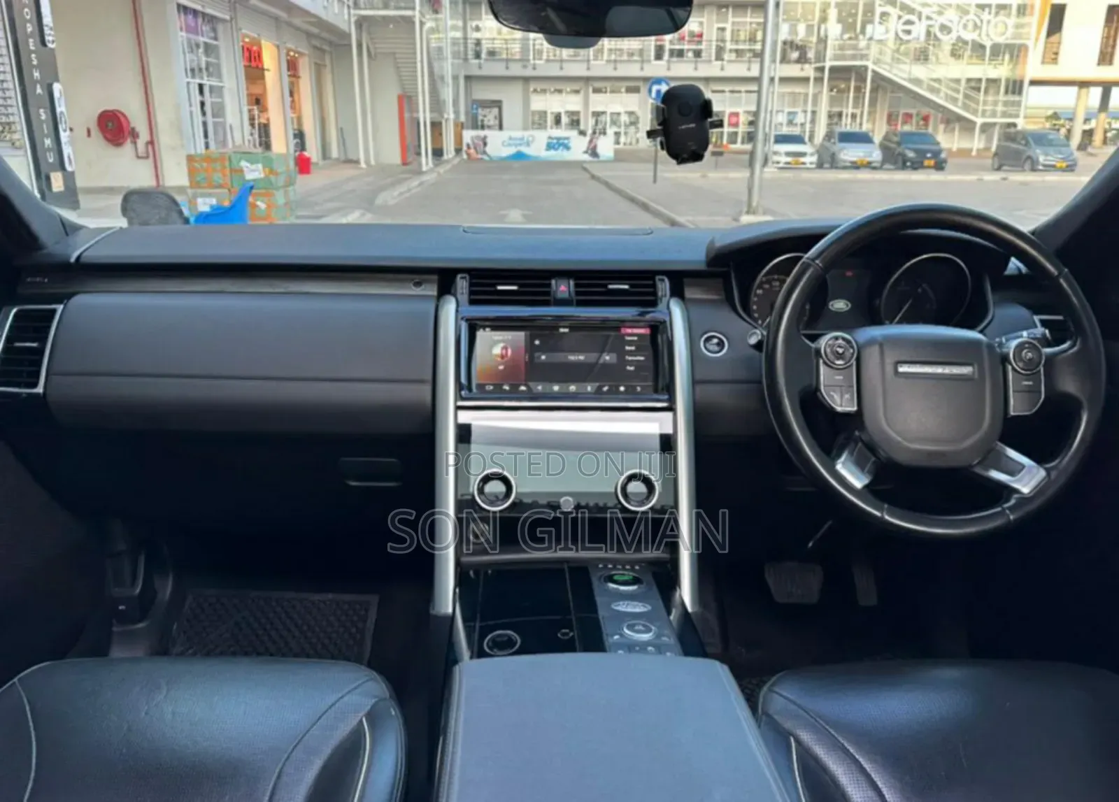 Land Rover Discovery 2018 Pearl