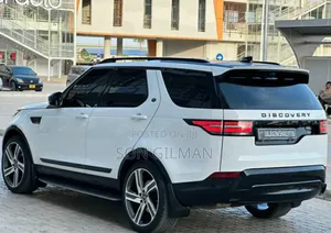 Land Rover Discovery 2018 Pearl