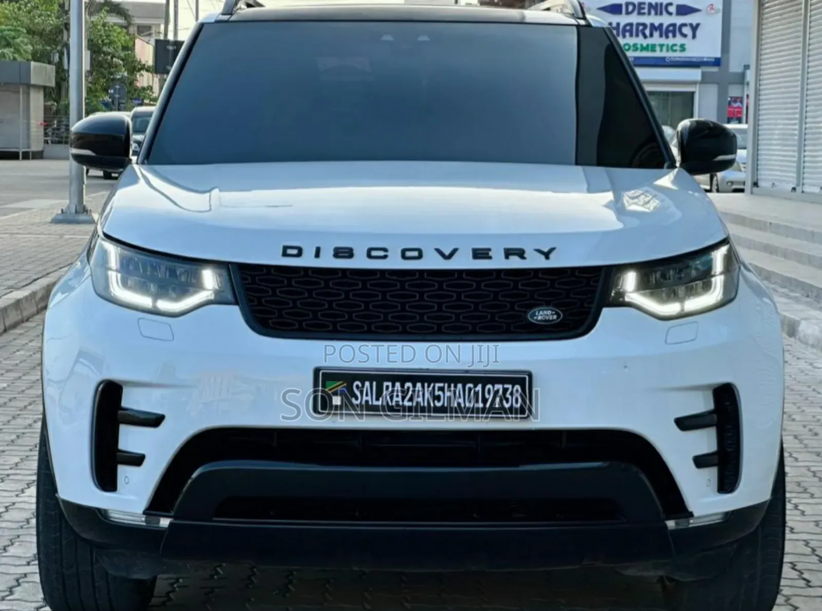 Land Rover Discovery 2018 Pearl