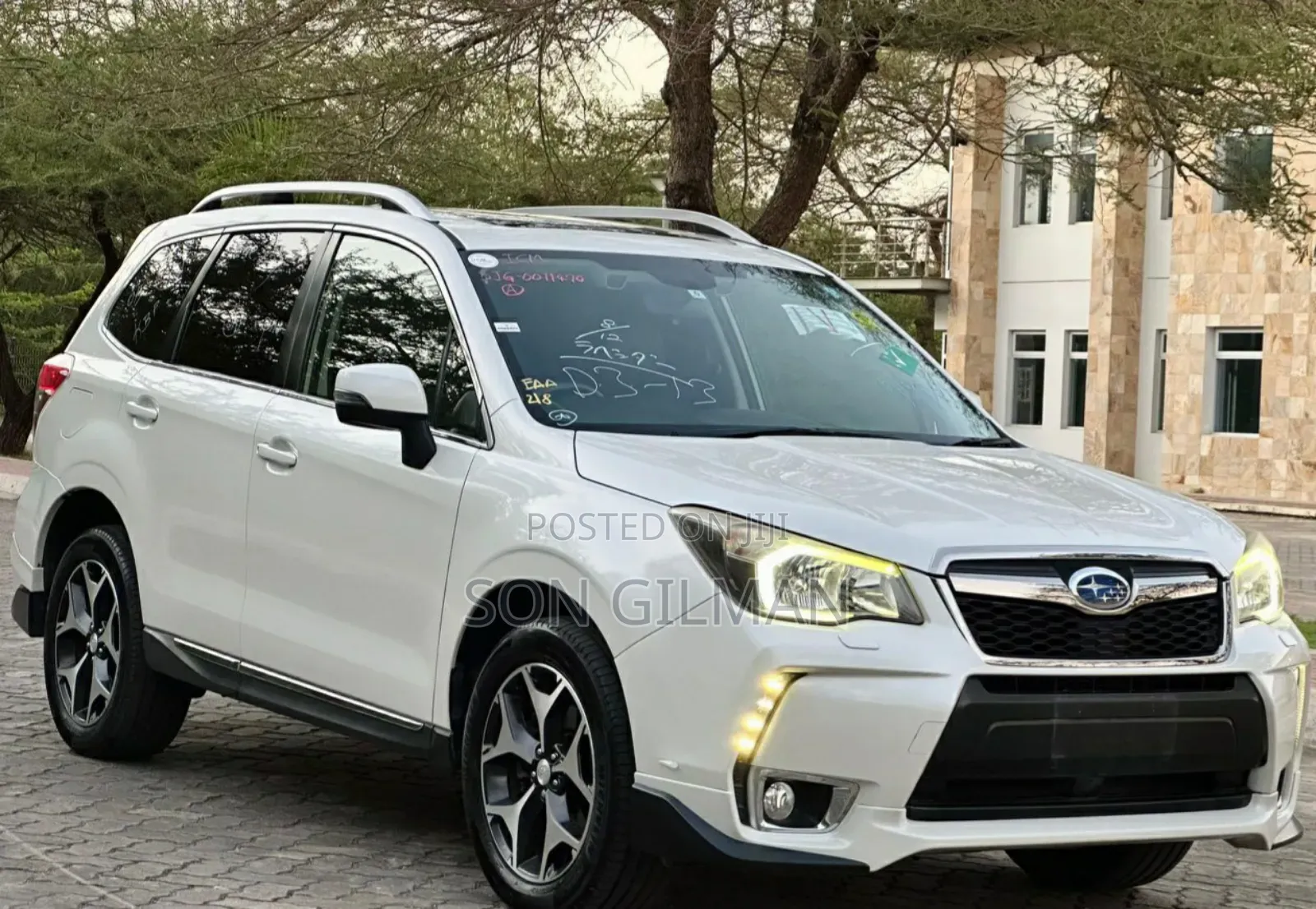 Subaru Forester 2013 Pearl