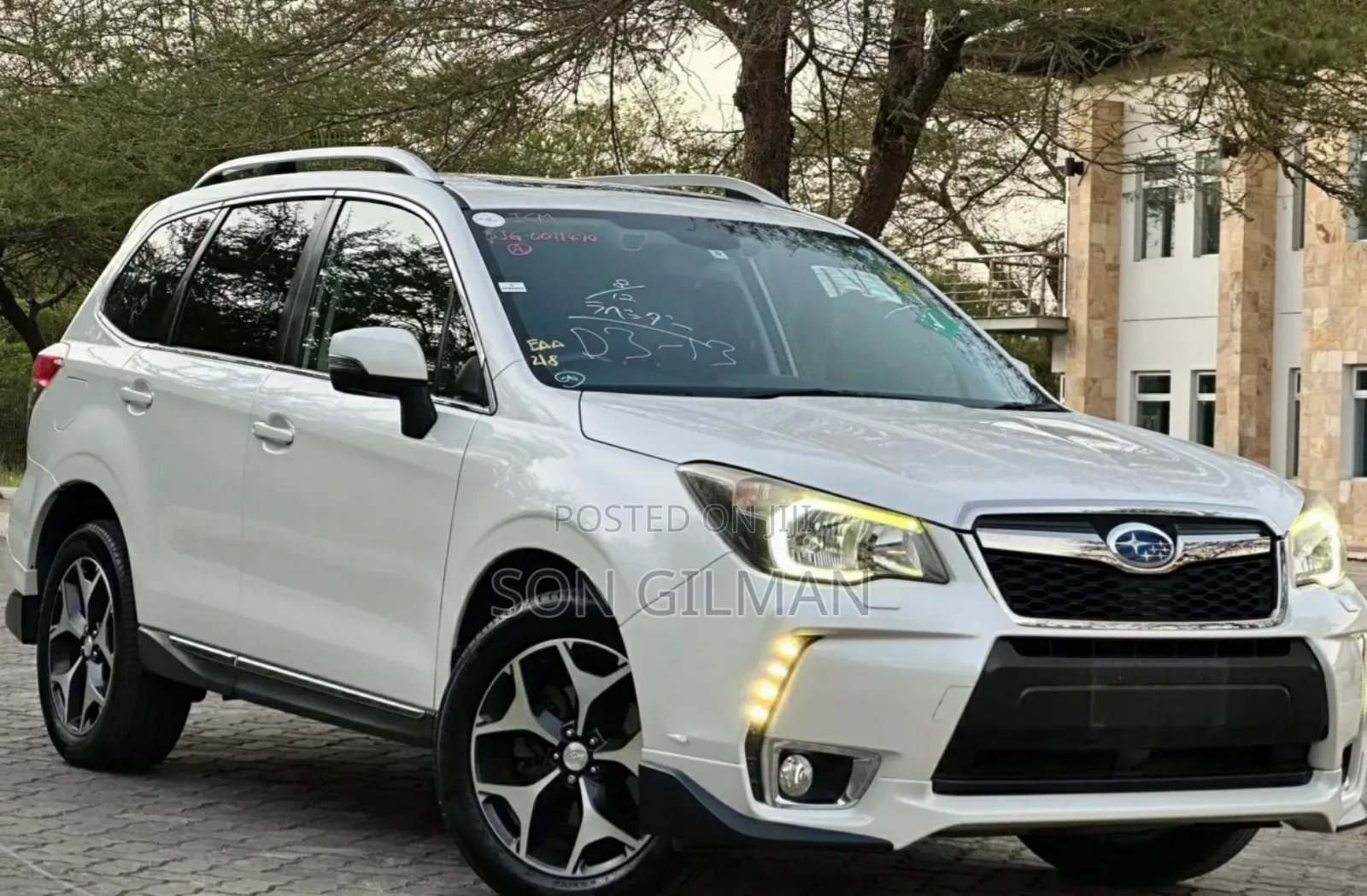 Subaru Forester 2013 Pearl