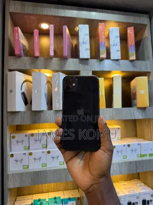 Apple iPhone 11 64 GB Black