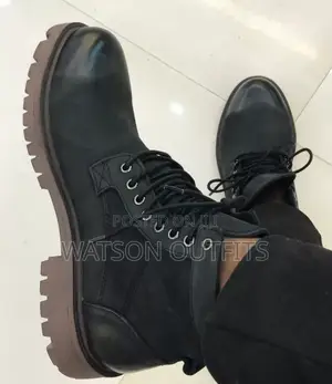 Top Best Quality Men Boots/Timberland Footwears