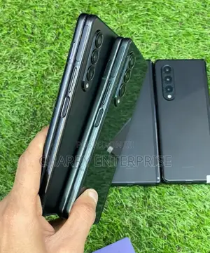 New Samsung Galaxy Z Fold3 5G 256 GB