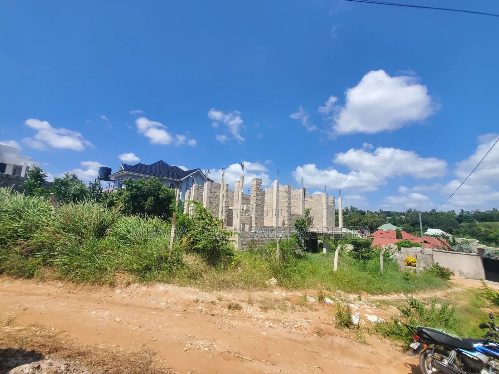 4bdrm House in Mivumoni, Goba for sale