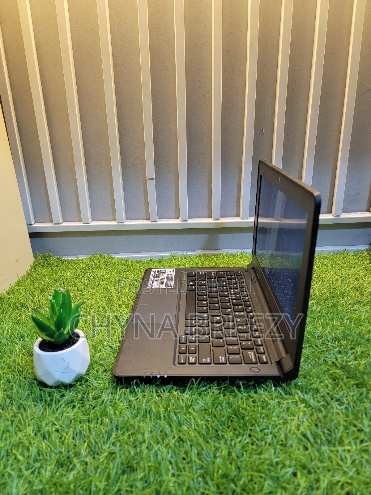 Laptop Dell Latitude 11 3150 4GB Intel Pentium HDD 500GB
