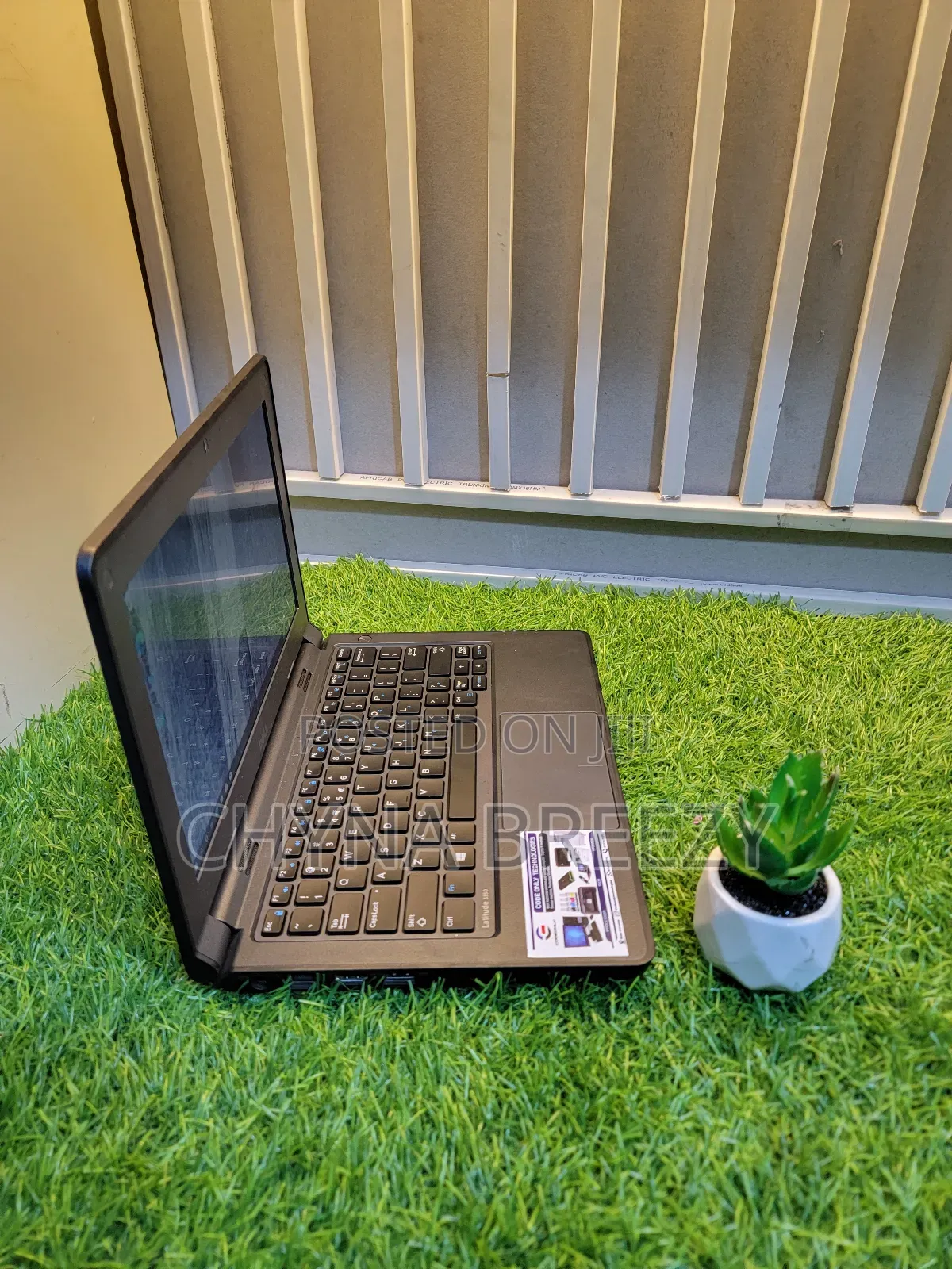 Laptop Dell Latitude 11 3150 4GB Intel Pentium HDD 500GB