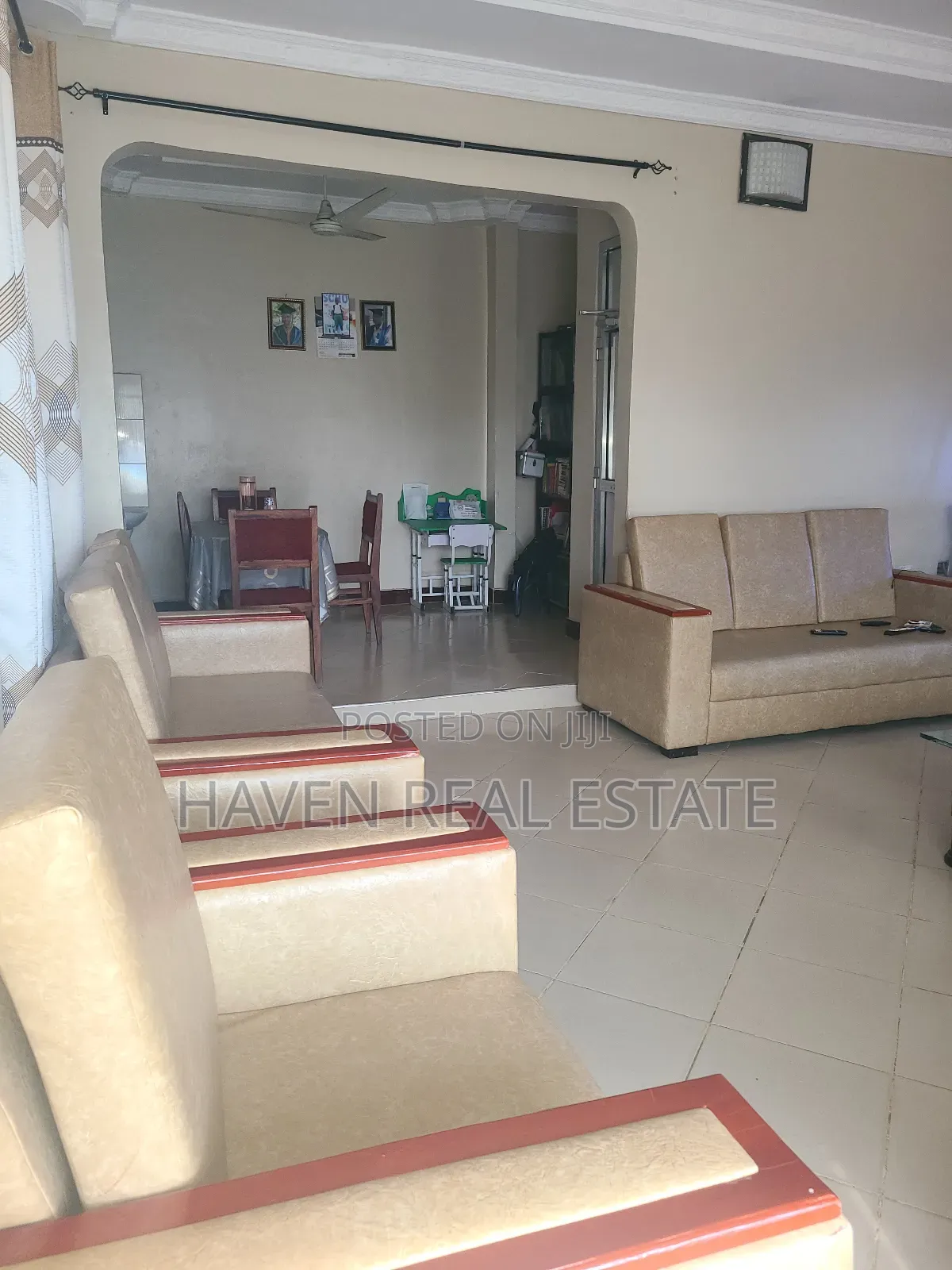 4bdrm House in Yombo for sale