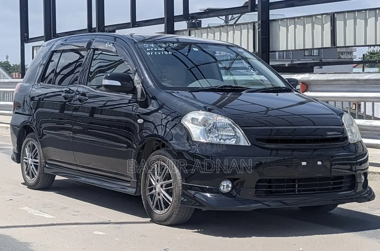 Toyota Raum 1.5 FWD 2008 Black