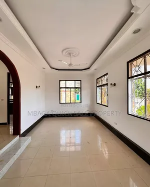 4bdrm House in Boko Magengeni, Bunju for rent