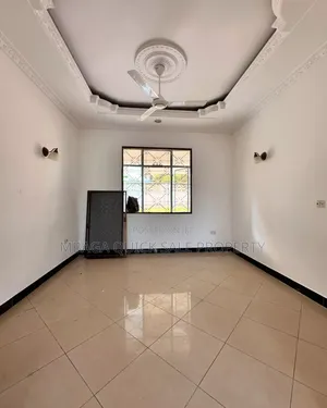 4bdrm House in Boko Magengeni, Bunju for rent