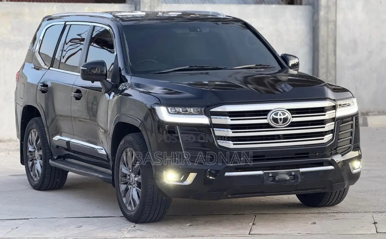 Toyota Land Cruiser 2015 Black