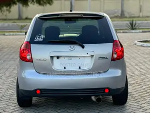 Mazda Verisa 2006 Silver