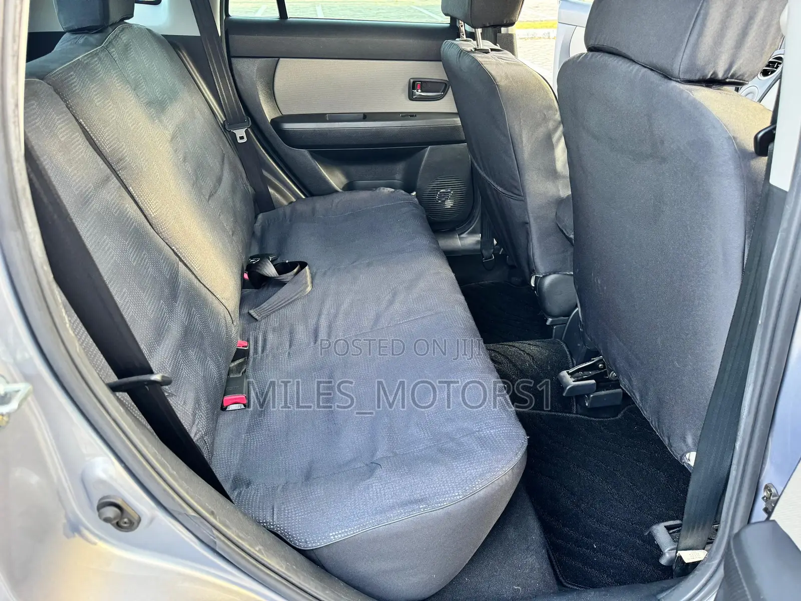 Mazda Verisa 2006 Silver