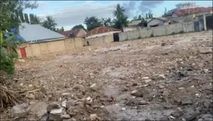 Segerea: 1077 SQM Ideal Plot for Sale - Dar