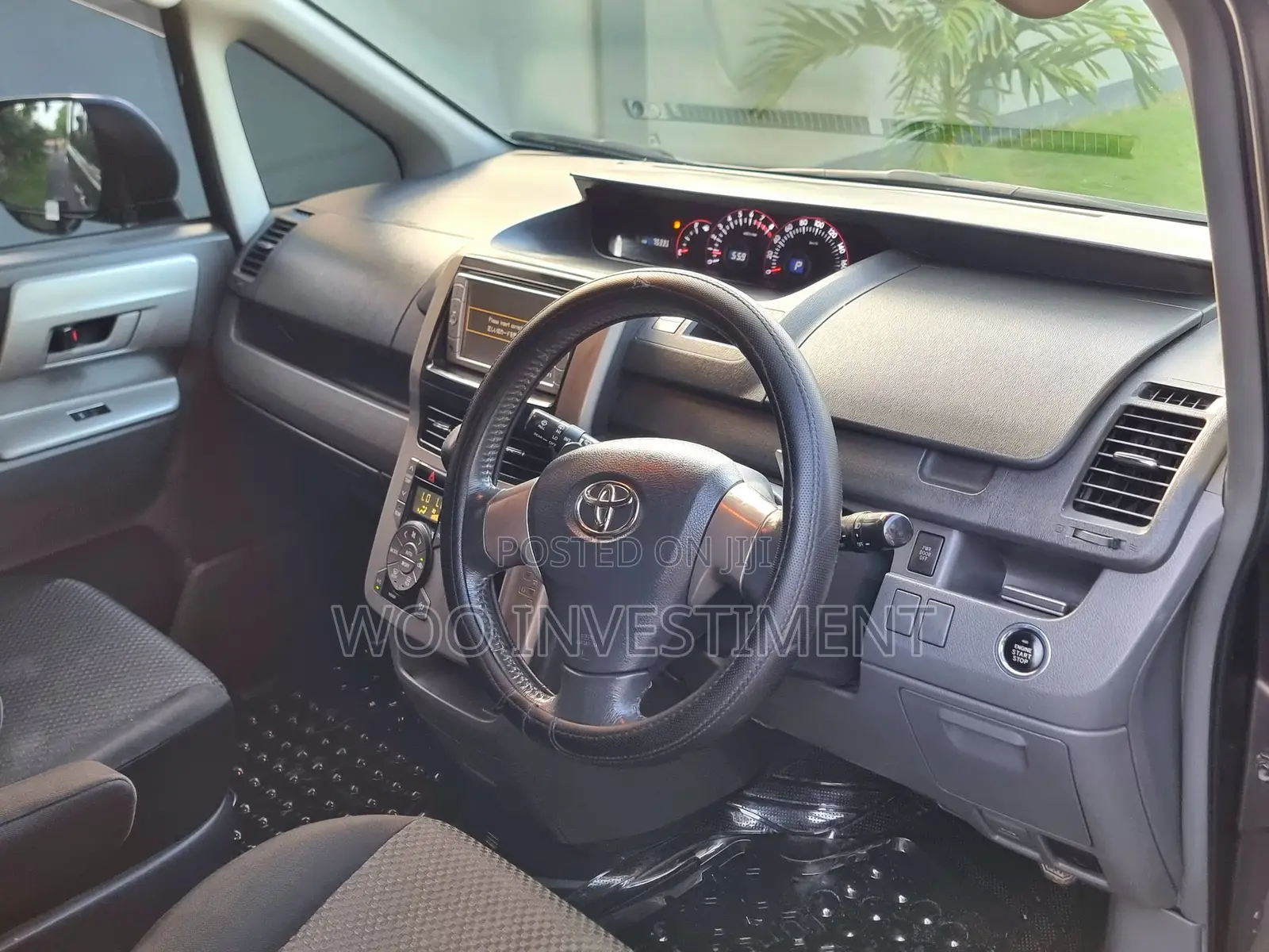 Toyota Noah 2007 Gray