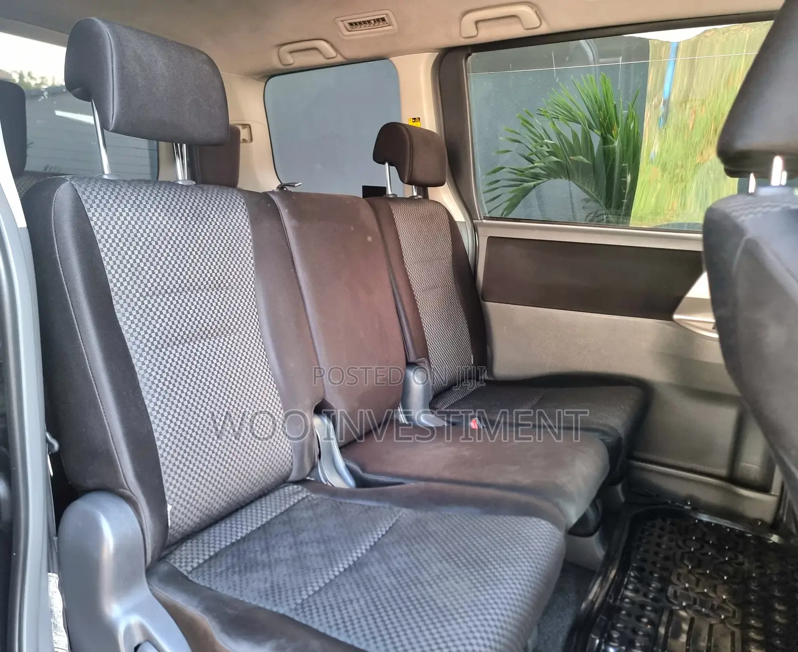 Toyota Noah 2007 Gray