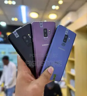 New Samsung Galaxy S9 Plus 128 GB Black