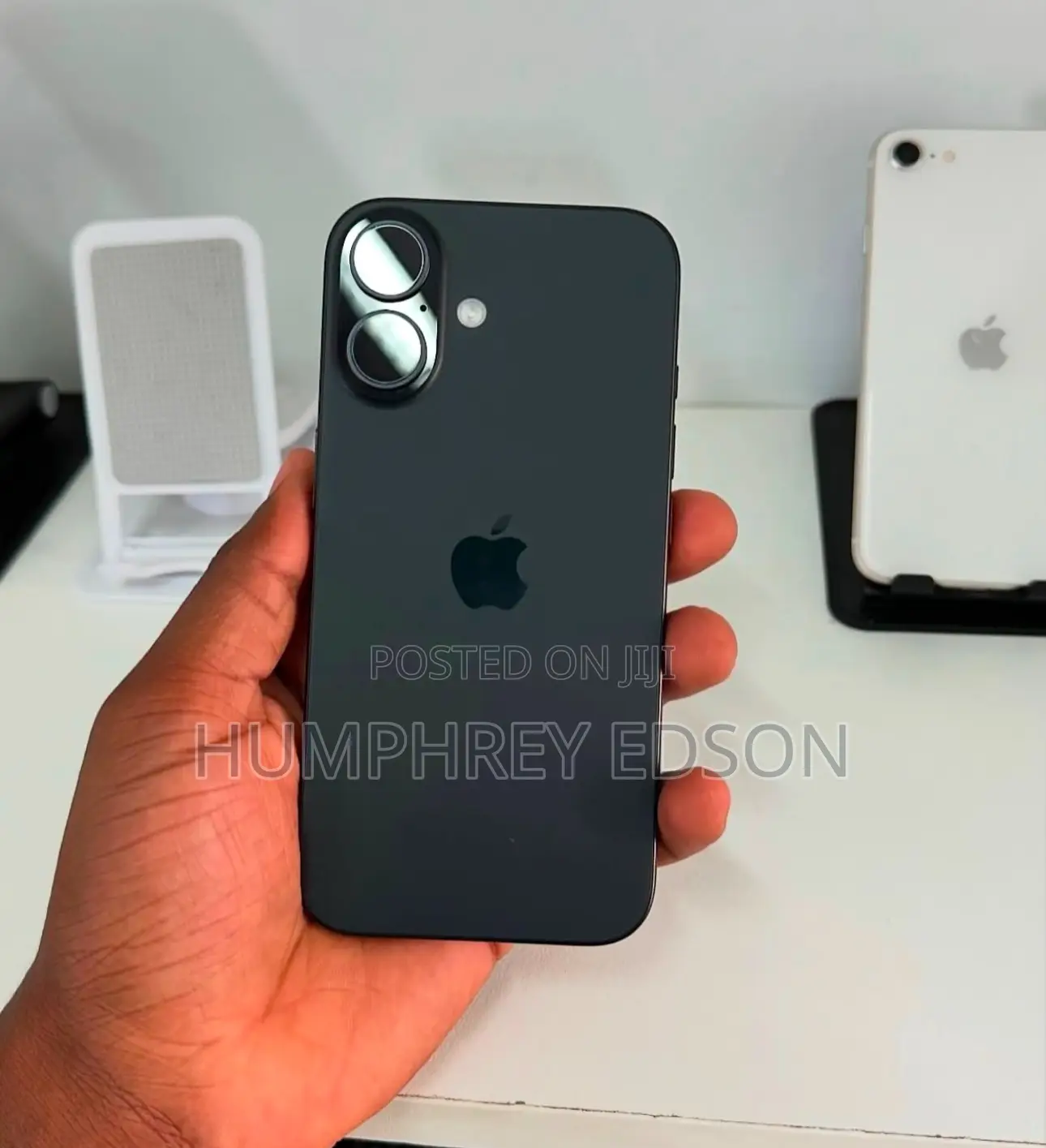 New Apple iPhone 16 128 GB Black