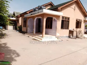 4bdrm House in Tanzania Daresalaam, Ilala for sale
