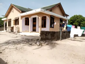 4bdrm House in Tanzania Daresalaam, Ilala for sale