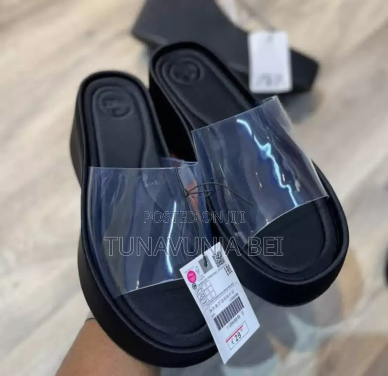 ZARA New Sandal