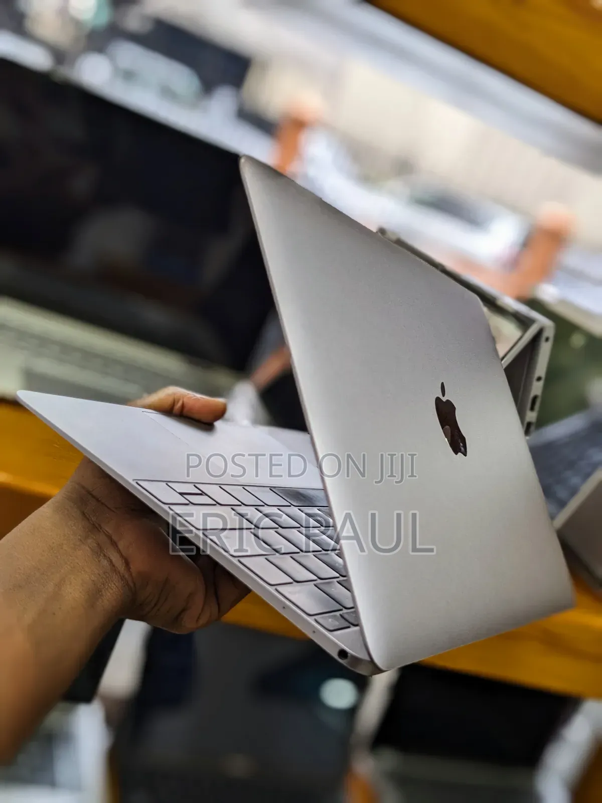 Laptop Apple MacBook Air 2016 8GB Intel Core I5 SSD 256GB