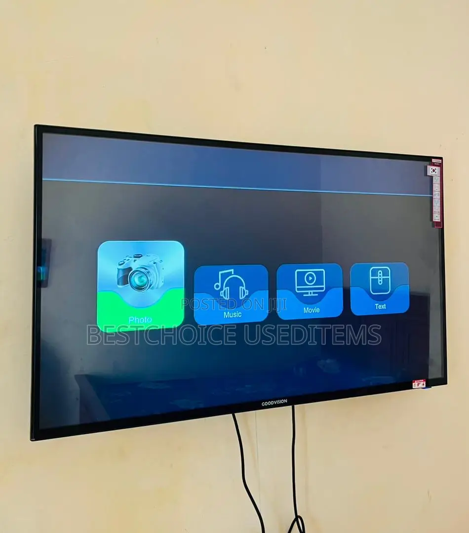Evvoli Smart Android Tv // 43 Inches // No Box //