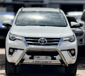 Toyota Fortuner 2017 White