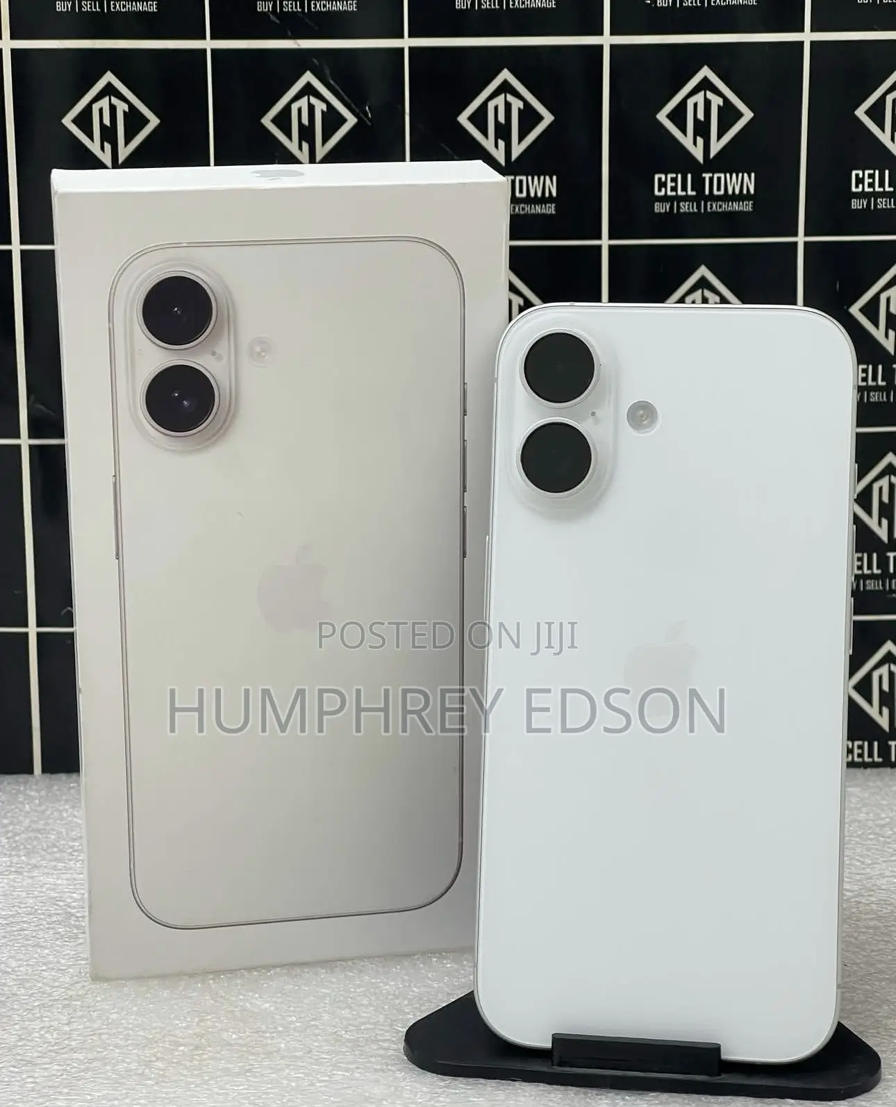New Apple iPhone 16 256 GB White