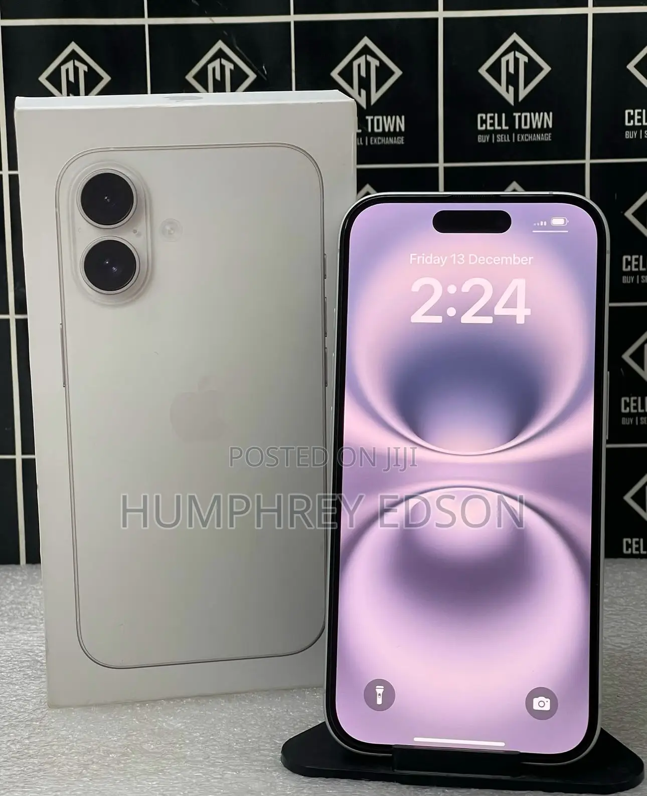 New Apple iPhone 16 256 GB White