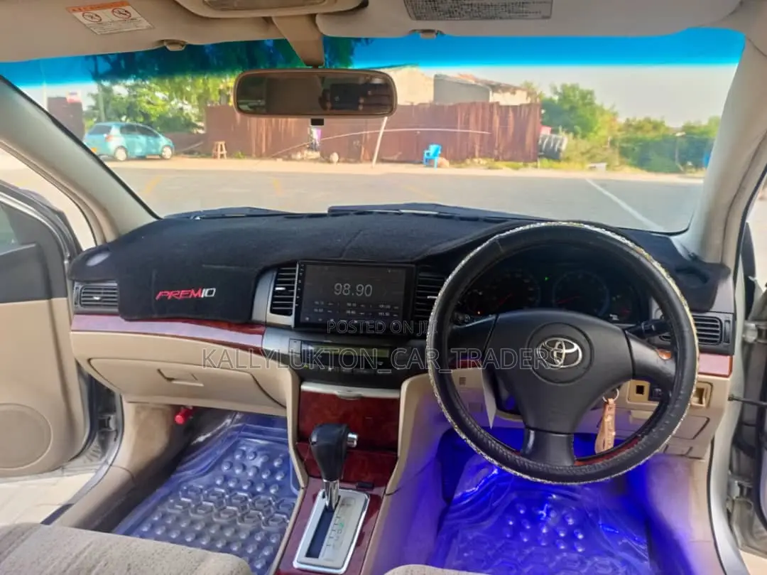 Toyota Premio 2005 Silver