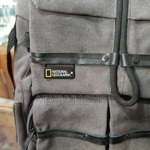 National Geographic DSLR Camera Backpack With Laptop Space