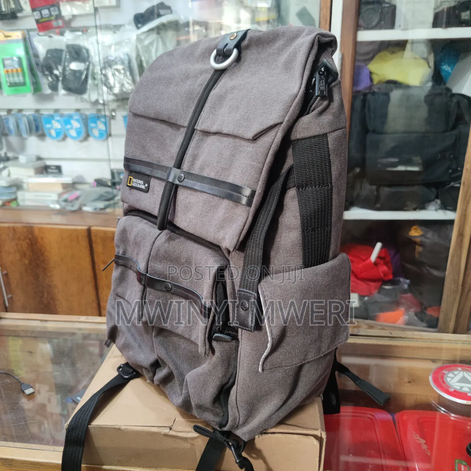 National Geographic DSLR Camera Backpack With Laptop Space