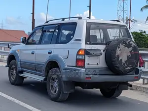 Toyota Land Cruiser Prado 1998 Silver