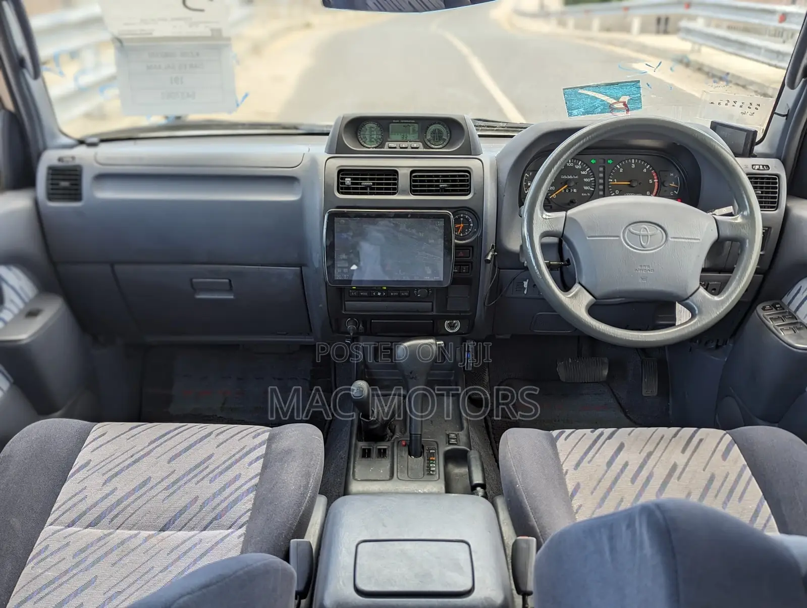 Toyota Land Cruiser Prado 1998 Silver