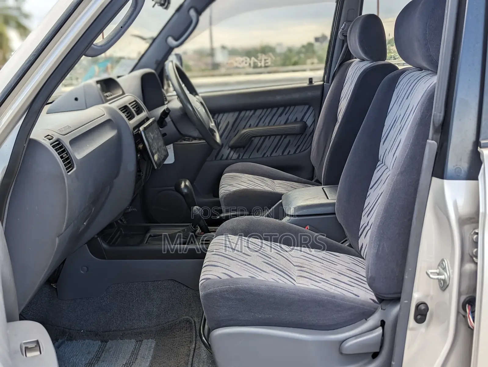 Toyota Land Cruiser Prado 1998 Silver