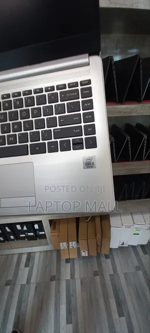 Laptop HP 348 G5 8GB Intel Core I5 SSD 256GB