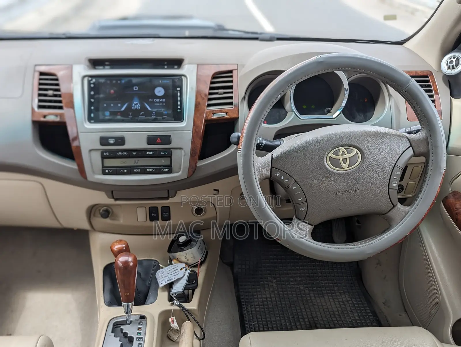 Toyota Fortuner 2.7 AWD 2006 Black