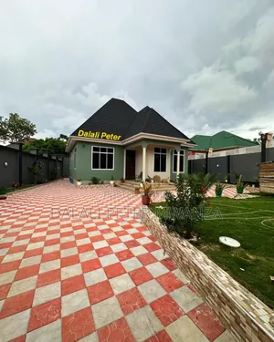 3bdrm House in Nyasaka Center, Ilemela for rent