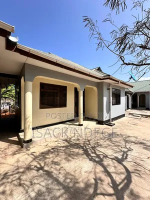12bdrm House in Boko, Kinondoni for sale
