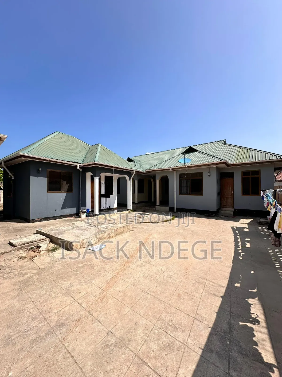12bdrm House in Boko, Kinondoni for sale