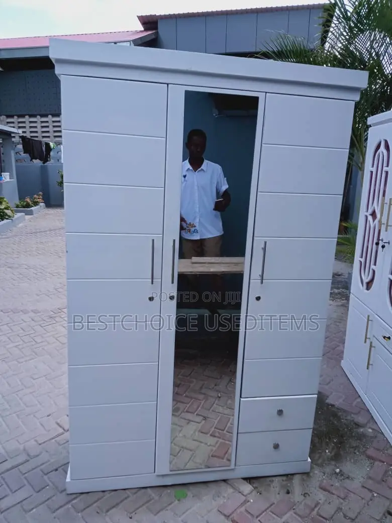 Kabati Milango Mitatu Nzuriii Mnoo Rangi Nyeupe Bei Rahisi