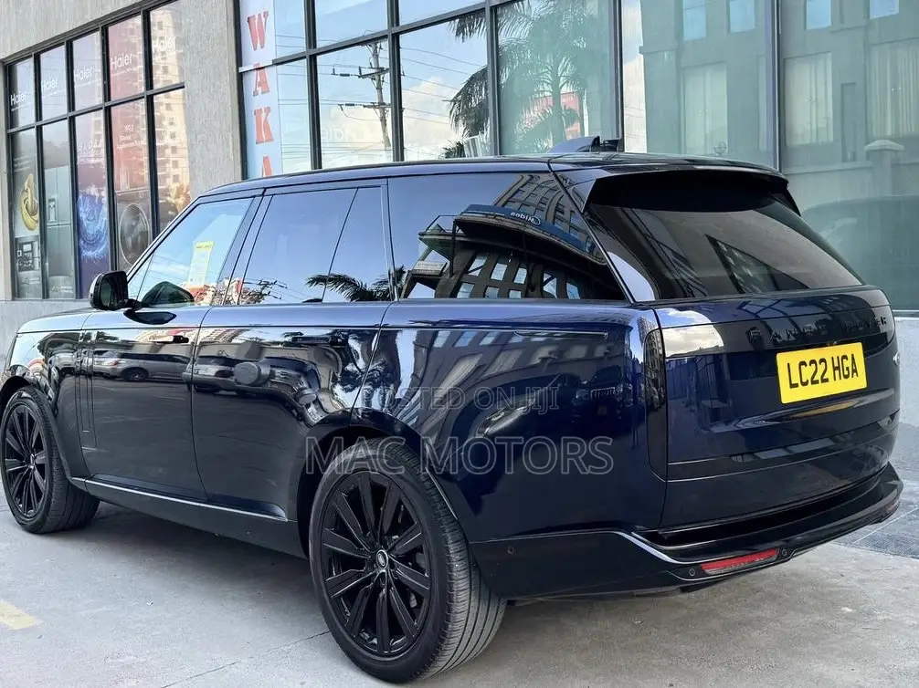 Land Rover Range Rover Vogue 2023 Blue