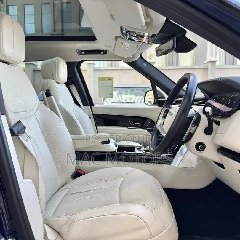Land Rover Range Rover Vogue 2023 Blue