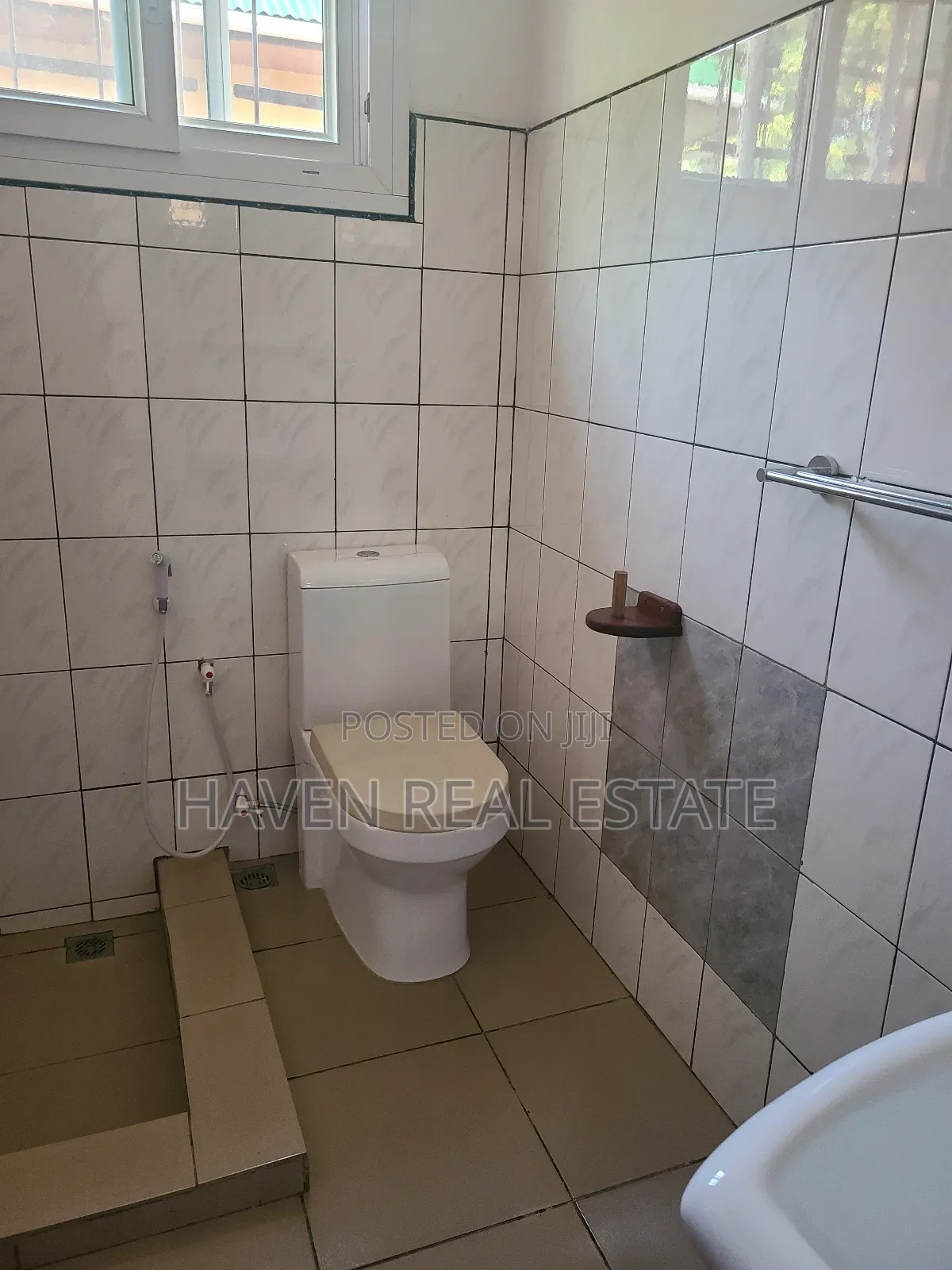 4bdrm Villa in Mbezi Beach for rent