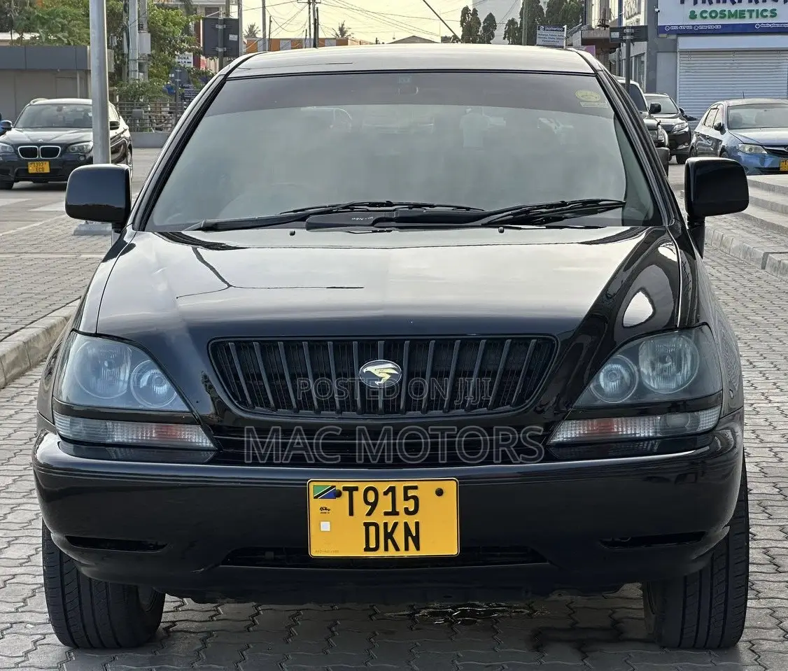 Toyota Harrier 2002 Black