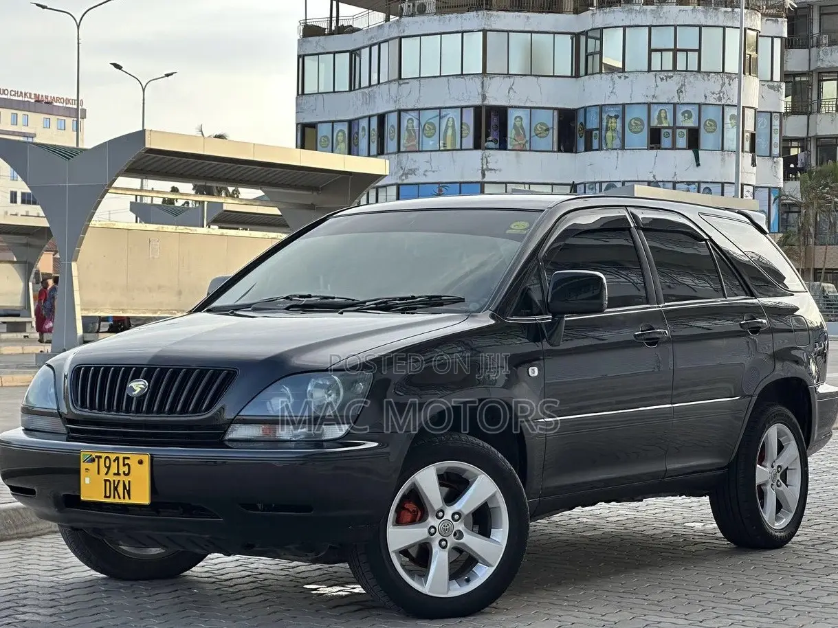 Toyota Harrier 2002 Black