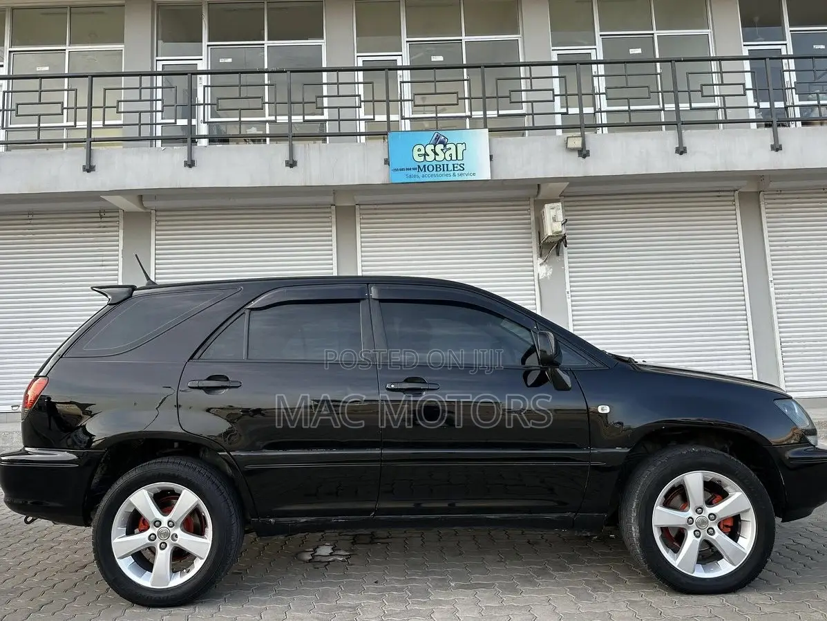 Toyota Harrier 2002 Black