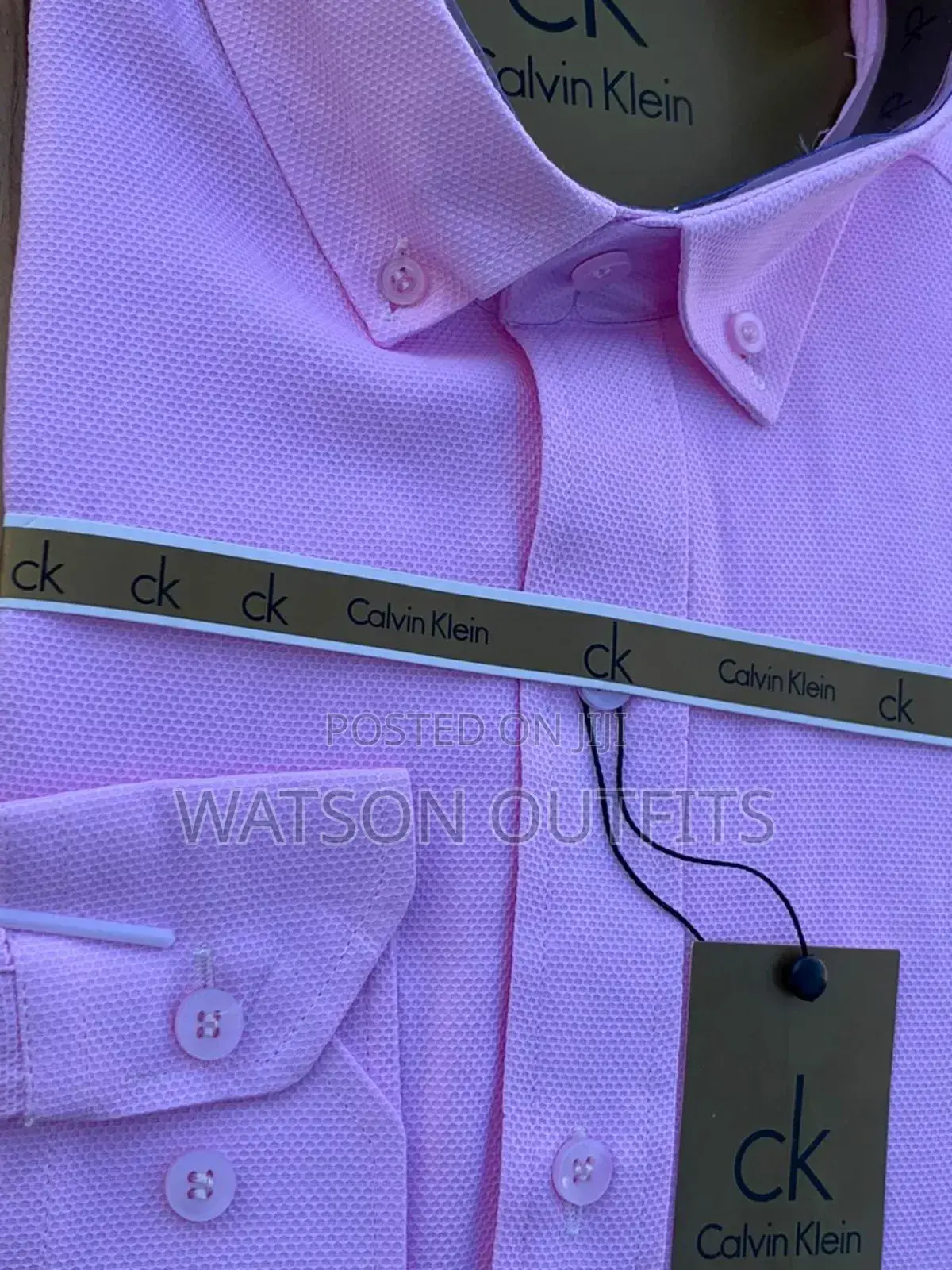 Mashati Mapya Ya CALVIN Klein